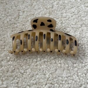 Claw Clip Tortoiseshell